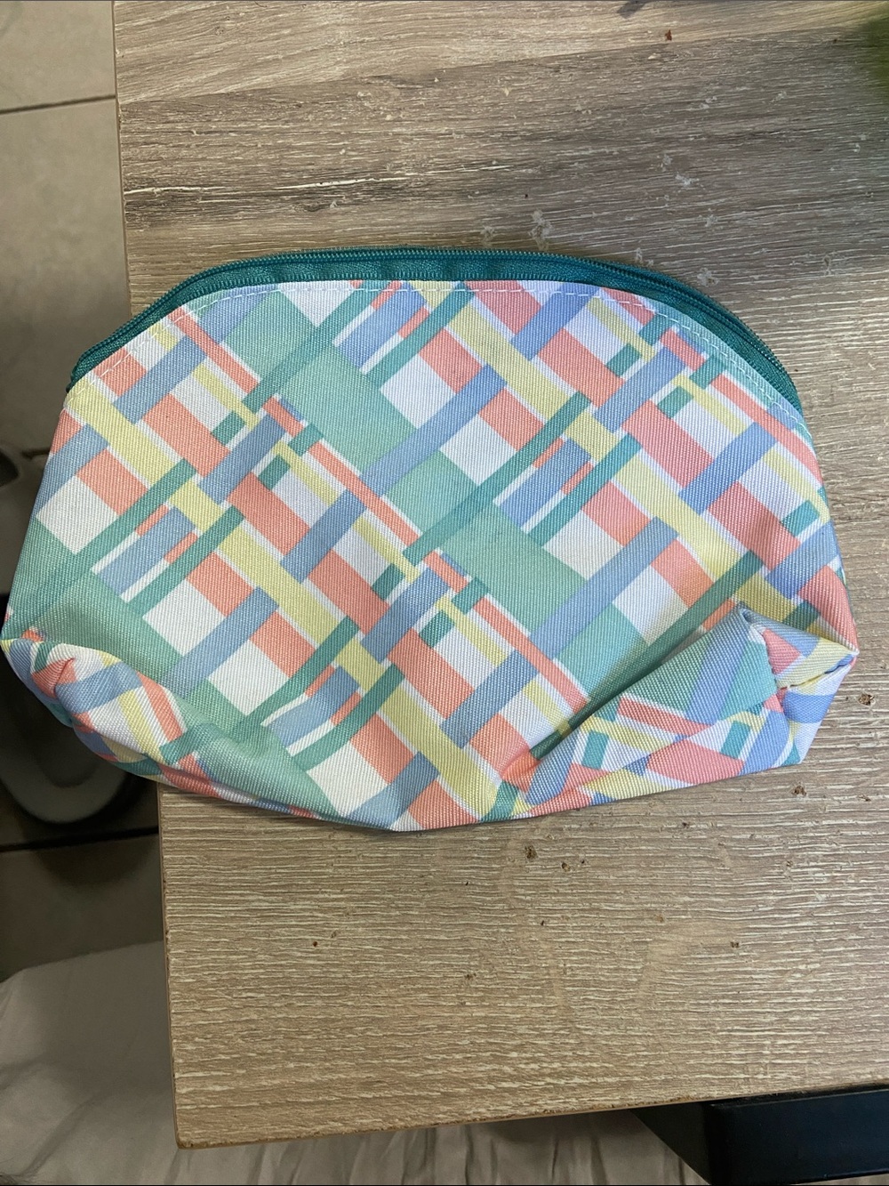 Vintage Clinique Teal Zip Pull Cosmetic Pouch